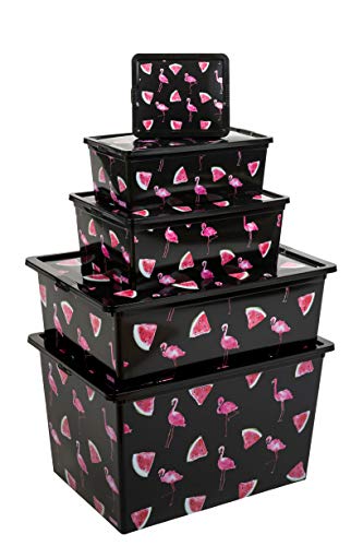 Kreher Boxen-Set Flamingo aus Kunststoff mit Deckel. 5 Aufbewahrungsboxen, stapelbar, schwarz mit Flamingo Design in 5 Größen von 2,5 Liter bis 50 Liter. Preiswert