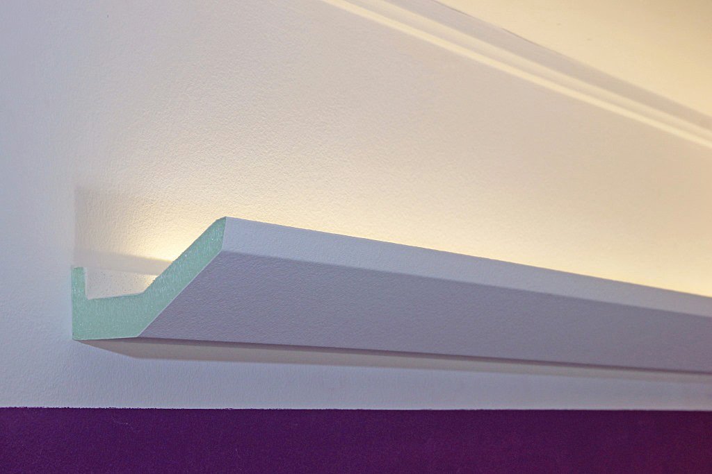 BENDU LED-Stuckleisten für indirekte Beleuchtung Decke DBML-90-PR | 90x50mm BxH | Lichtvouten Trockenbau-Profile aus Hartschaum XPS | Wand-Leisten leicht, stabil, feinporig