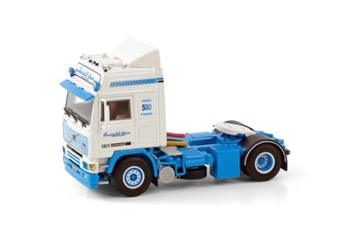 Volvo F16 Globetrotter 4x2 'Freight Line Europe' - 1:50 - WSI Models