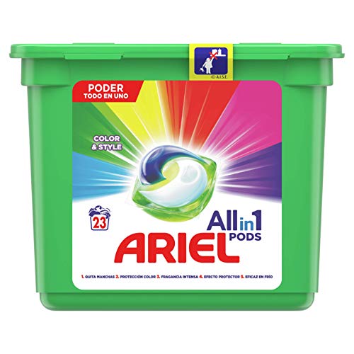 Ariel Color, Waschmittel in Kapselformn – 24 Wäschen.