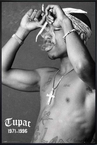 Close Up Tupac Shakur Poster Smoke (93x62 cm) gerahmt in: Rahmen schwarz
