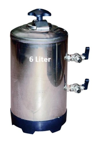 Wasserenthärter Entkalker 6 Liter - für Espressomaschine, Geschirrspülmaschine, Aquarium - kompakte Bauhöhe