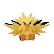 Pokémon Center: Zapdos Sitzende Cuties Plüsch, 20,5 cm