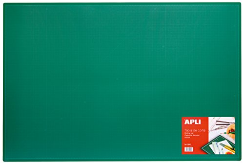 APLI 13563 - Tabla de corte 900 x 600 x 3 mm PVC (A1)