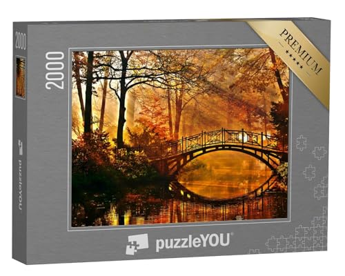 puzzleYOU: Puzzle 2000 Teile „Alte Brücke im herbstlich nebligen Park“