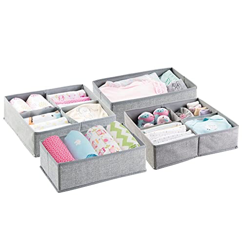 mDesign 4er Aufbewahrungsboxen Set – Graue Aufbewahrungsboxen Kunststoff – Kinderschrank Schubladen Organizer für Kleidung, Kosmetik, Windeln, Tücher, Lotion, Medikamente