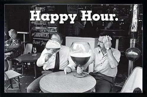 Close Up Happy Hour Poster (96,5x66 cm) gerahmt in: Rahmen schwarz