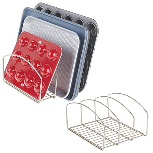mDesign 2er-Set Geschirrablage für Kochtöpfe, Deckel und Pfannen – Topfdeckelhalter mit 3 Fächern für den Küchenschrank – platzsparender Ständer für Kochgeschirr aus Metall – mattsilberfarben