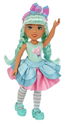 MGA Dream Bella Kleine Candy Prinzessin - DREAMBELLA - Zuckerwatte-Motiv mit Bonbonduft, 14 cm - Scratch 'N Sniff Etikett, langes, grünes Haar, Stirnband und modische Accessoires - Ab 3 Jahren