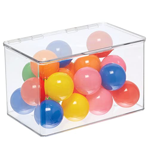 mDesign Spielzeugaufbewahrung – Aufbewahrungsbox mit Deckel zum Spielsachen verstauen im Regal oder unter dem Bett – transparent