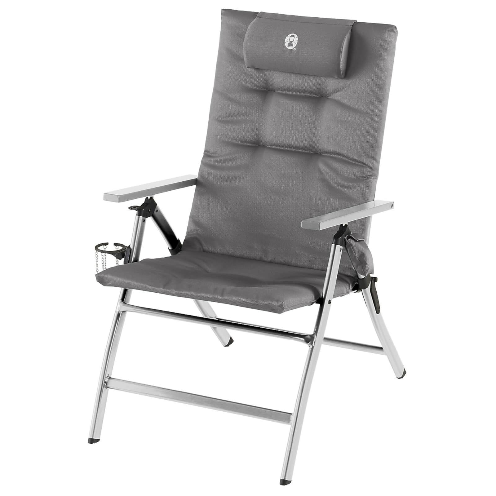 Coleman Premium Aluminum Campingstuhl mit gepolsterter Rückenlehne und 5-Positionen Einstellung - Extrem Stabiler Stuhl mit Becherhalter für höchsten Komfort und Qualität