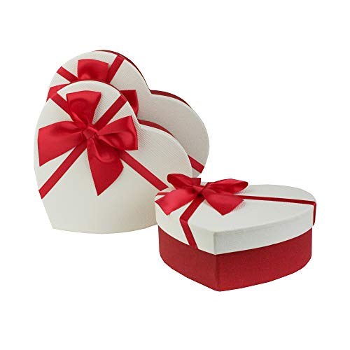 Emartbuy Set mit 3 starren Herzen Geschenkboxen, strukturierte rote Box mit weißem Deckel, Satinschleife und 100 g geschreddertes Papier in Cremefarben