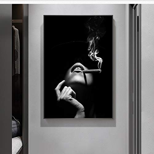 Gemälde Schwarze Kunst rauchende Frau weibliche Leinwand Malerei Poster und Drucke Malerei Wandkunst für Wohnzimmer Wohnkultur 70x100cm / 27,5"x39,4 Innenrahmen