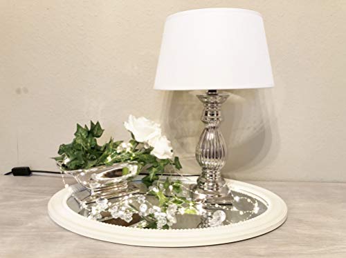 DRULINE Tischlampe Steffi Lampe Nachttischleuchte mit Schirm Klassische Dekoration fürs Schlafzimmer Wohnzimmer Esszimmer aus Keramik Silber Fuß Mittel H47 cm Weiss