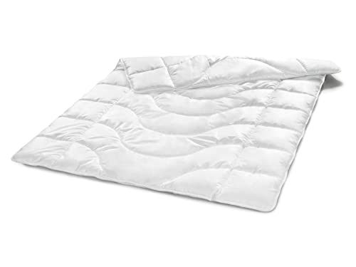 Traumnacht Komfort Steppbett Mono Ganzjahresdecke, mit einem Baumwollbezug für ein optimales Schlafklima in 155 x 220 cm, weiß