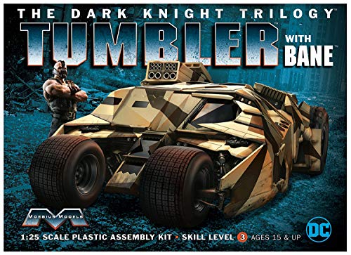 Moebius mmk967 Maßstab 1: 25 "Dark Knight und Tumbler Model Kit mit Bane Figur