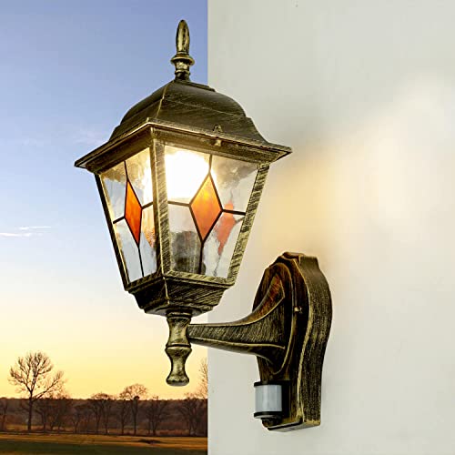 Licht-Erlebnisse Wandleuchte mit Bewegungsmelder in Gold Antik IP44 Balkon Haustür B:15 cm E27 Rustikal nostalgisch Tiffany Outdoor Wandlampe SALZBURG