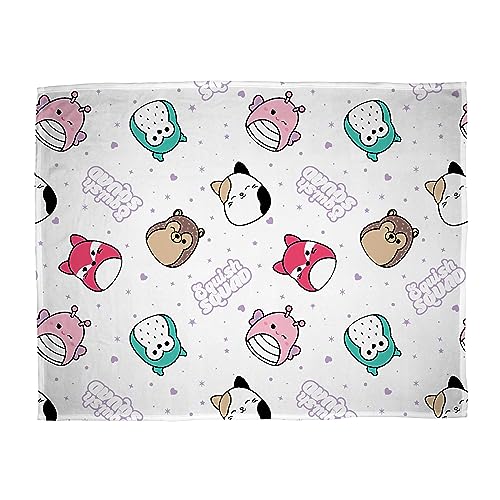 Character World Squishmallows Offizielle Fleece-Überwurfdecke, superweicher, warmweißer Überwurf, helles Design, perfekt für Zuhause, Schlafzimmer, Übernachtungen und Camping, Größe 100 x 150 cm