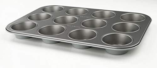 Zenker 9153 Muffinform 12er Backblech (Ø 7 cm), für saftige Muffins &,Cupcakes, Muffinblech, eckig eckig & antihaft-beschichtet, Maße: 38,5 x 26,5 x 3 cm
