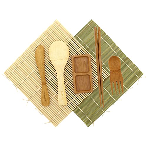 BambooMN Sushi Maker Kit – 1 x grüne und 1 x natürliche Sushi-Rollmatte, 1 x Reispaddel, 1 x Streuer, 1 x Essstäbchen, 1 x Sushi-Saucenschale, und 1 x Göffel – Deluxe-Sushi-Set