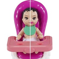 Mattel Barbie Skipper Babysitters Inc. Geburtstag-Spielset mit Baby-Puppe (brünett) (M_GRP40)