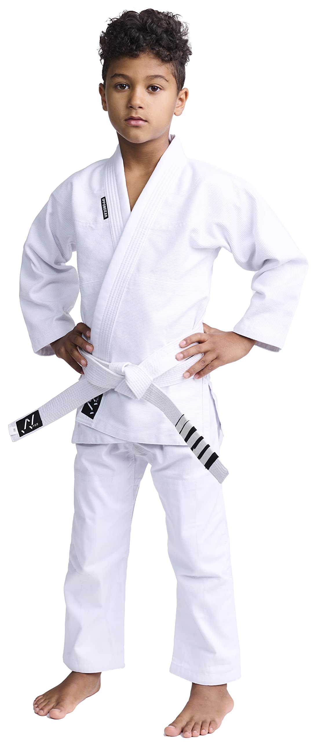IPPONGEAR Brazilian Jiu Jitsu Kinder/Einsteiger Anzug inkl weißem Gürtel [M4 I Pearl-Weave Material I 350gr/m² Stoffdichte I Reißfest] weiß