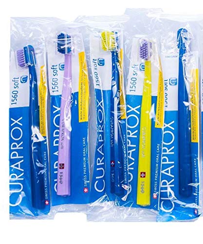Curaprox 5 x Zahnbürste CS 1560 Soft - Handzahnbürste für Erwachsene mit 1560 Soft CUREN Borsten - 5 Stück, zufällige Farbe