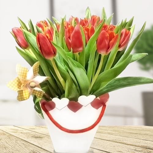 Blumenstrauß mit frischen Tulpen - 20 rote Tulpen in Herztasche inklusive Windrad - Inklusive Grußkarte # Blumen # Tulpen # Blumenstrauß # Tulpenstrauß # Frühling