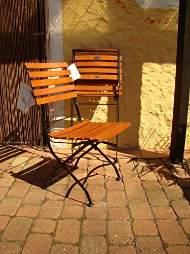 VARILANDO Klappstuhl aus Stahl und Eukalyptusholz, 2 Stühle im Set