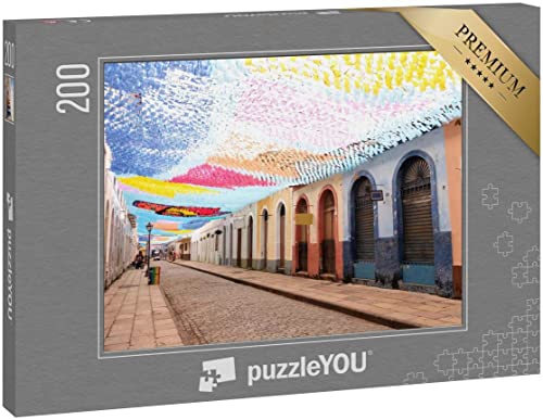 puzzleYOU: Puzzle 200 Teile „Fahnen, die in den Straßen von São luis hängen, tun maranhao für das Festival von Sao Joao, bumba MEU boi“