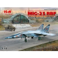 ICM 72174 MiG-25 RBF,Soviet Reconnaissance Plane Modellbausatz, grau