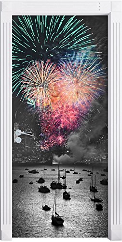Stil.Zeit Möbel Atemberaubendes Feuerwerk über Meer schwarz/weiß als Türtapete, Format: 200x90cm, Türbild, Türaufkleber, Tür Deko, Türsticker