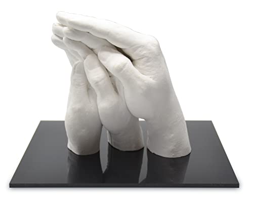 Lucky Hands® Family Abformset Trio+ | 3D Familien Handabdruck DIY Set für 3-4 Erwachsenenhände| Gipsabdruck Familie | Auch für Kinder und Jugendliche (Acrylsockel schwarz 25 x 25 cm)