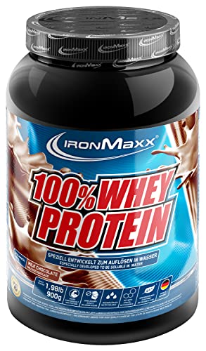 IronMaxx 100% Whey Protein Pulver - Milchschokolade 900g Dose | zuckerreduziertes, wasserlösliches Eiweißpulver aus Molkenprotein | viele verschiedene Geschmacksrichtungen