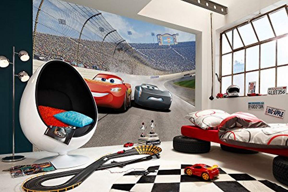 Komar Disney Fototapete | CARS 3 CURVE | 368 x 254 cm | Tapete, Wand Dekoration, Rennwagen, Auto, McQueen, Kinderzimmer | 8-403