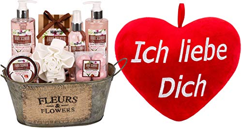 BRUBAKER Cosmetics 12-teiliges Geschenkset - Bade- und Dusch Set Kokosnuss & Erdbeer Duft mit einem Ich Liebe Dich Herz