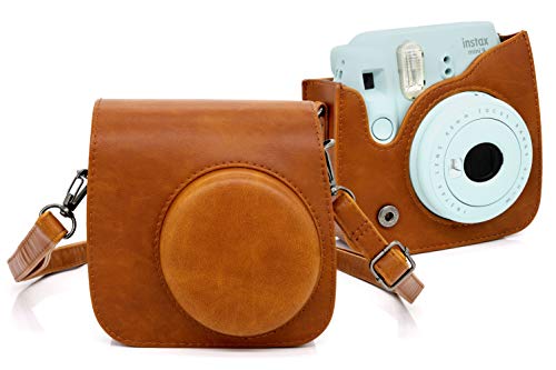 MyGadget Kunstleder Tasche für Fujifilm Instax Mini 9 | 8 Sofortbildkamera - Schutzhülle Kamera Hülle Zubehör Case mit Riemen in Braun