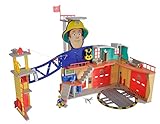 Simba 109251059 - Feuerwehrmann Sam Mega Feuerwehrstation XXL große Feuerwehrwache inklusive Sam Spielfigur, mit Licht, Sound und Funkgerät, für Kinder ab 3 Jahren[Exklusiv bei Amazon]