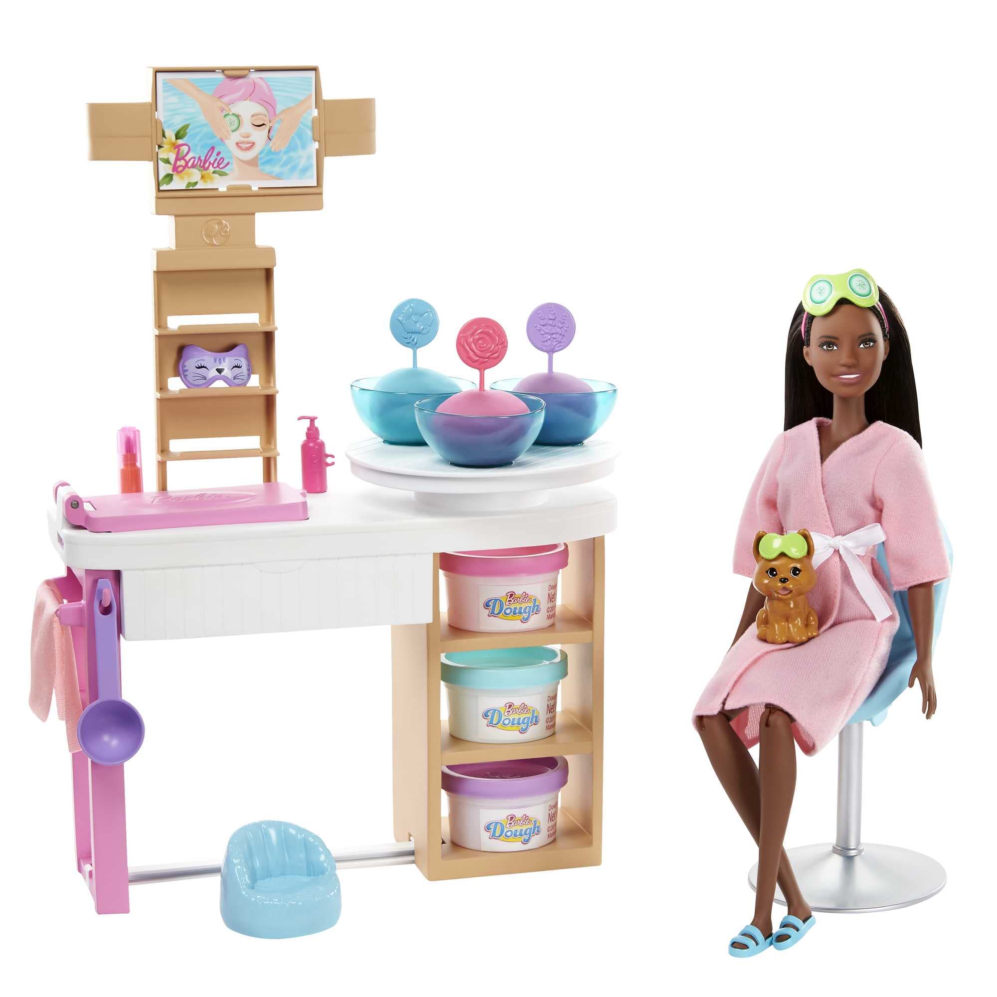 Barbie GJR85 Wellness Gesichtsmasken Spielset, brünette Puppe, Hündchen, Formen und Knete