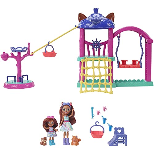 Enchantimals HHC16 - City Tails Abenteuer-Spielplatz Spielset mit den 2 Eichhörnchen-Puppen Sabine und Seneca, 2 Tier-Freunden mit Zubehör, für Kinder ab 4 Jahren