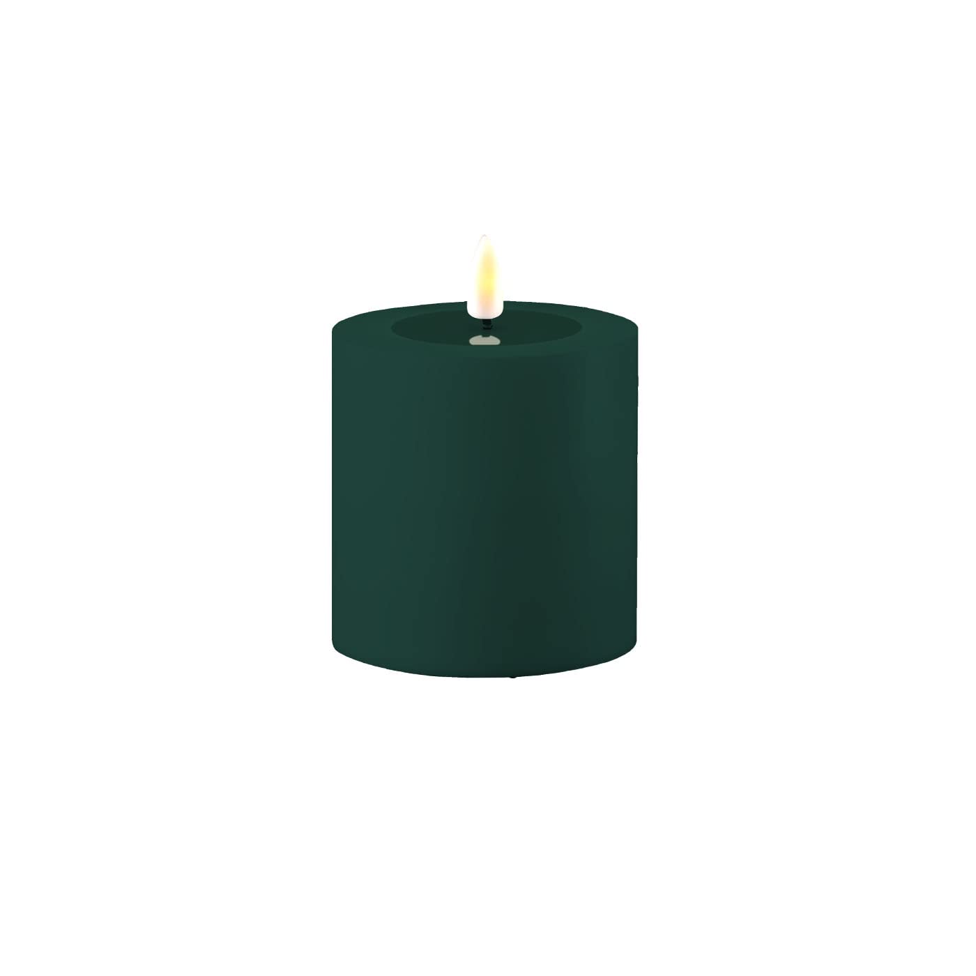 ReWu LED Kerze Deluxe Homeart, Outdoor LED Kerze (Kunststoff – Kein Echtwachs) mit realistischer Flamme, warmweißes Licht, Hitzebeständig für den Aussenbereich– (Dunkel Grün)