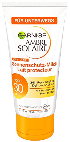 Garnier Ambre Solaire Sonnencreme/Feuchtigkeitsspendende Sonnenschutz Milch/LSF 30, 6er Pack - 6 x 50 ml