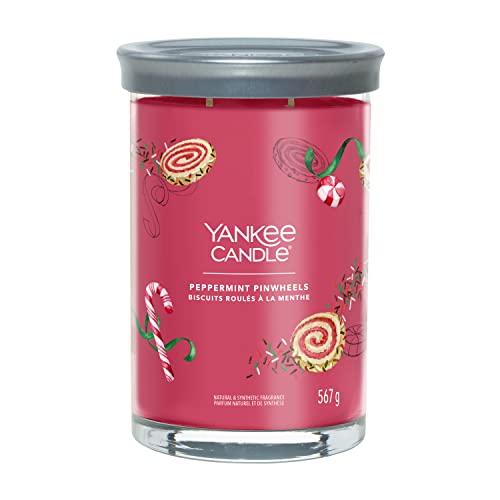 Yankee Candle Signature Duftkerze ; große Tumbler-Kerze mit langer Brenndauer „Peppermint Pinwheels ; Soja-Wachs-Mix ; Perfekte Geschenke für Frauen