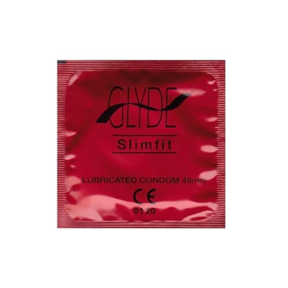Glyde Ultra Slimfit Red 100 schmale Kondome, vegane Kondome, rot gefärbt, Größe XS