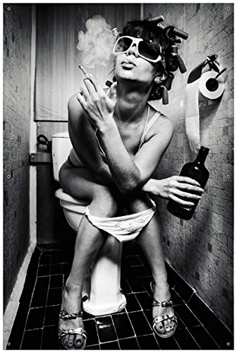 Wallario Garten-Poster Outdoor-Poster - Kloparty - Sexy Frau auf Toilette mit Zigarette und Schnaps in Premiumqualität, Größe: 61 x 91,5 cm, für den Außeneinsatz geeignet