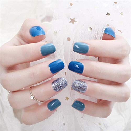 Künstliche Nägel 24 Stück Faux Nägel Mädchen Einfache blaue Farbe Glitter Falsche Nägel Kurze Größe Full Cover Nagelspitzen Acryl drücken auf Nägel