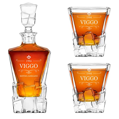 Maverton 950 ml Whiskykaraffe + 2er Whisky Gläser Set mit Gravur - Whiskey Dekanter - luxuriöses Design - Kristallglas - für Männer - zum Geburtstag - Jahr