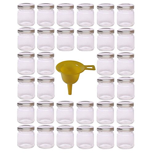 Viva Haushaltswaren - 32 x Mini Einmachglas 53 ml mit silberfarbenem Deckel, runde Glasdosen als Marmeladengläser, Gewürzdosen, Gastgeschenk etc. verwendbar (inkl. Trichter Ø 12,3 cm)