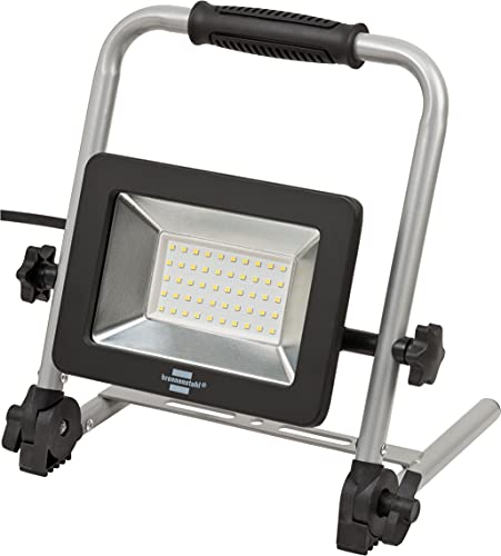 Brennenstuhl Mobiler LED Strahler EL 4050 M/LED Baustrahler 50W für den Innen- und Außenbereich IP65 (LED Arbeitsstrahler 4500lm mit 1,5m Kabel H07RN-F 3G1,0 und klappbarem Gestell, IK08)