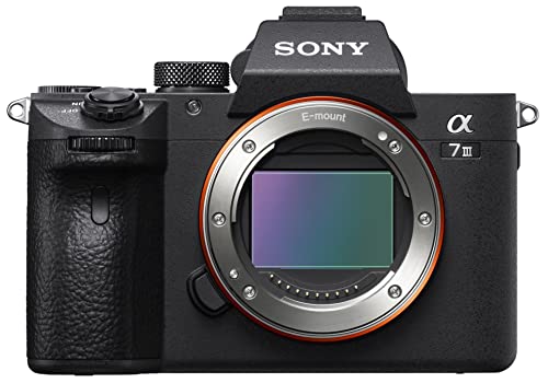 Sony Alpha 7M3 E-Mount Vollformat Digitalkamera ILCE-7M3 (24,2 Megapixel, 7,6cm (3 Zoll) Touch-Display, Exmor R CMOS Vollformatsensor, XGA OLED Sucher, 2 Kartenslots, inkl. SEL-2870 Objektiv) schwarz